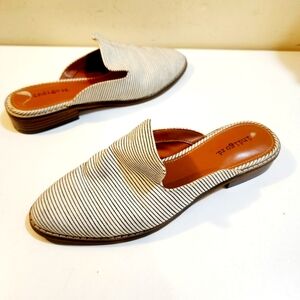 Indigo rd. WOMEN'S fabric upper mules size 8M